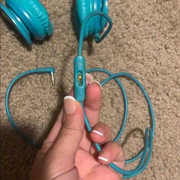 Beats - Picture 3 of 3